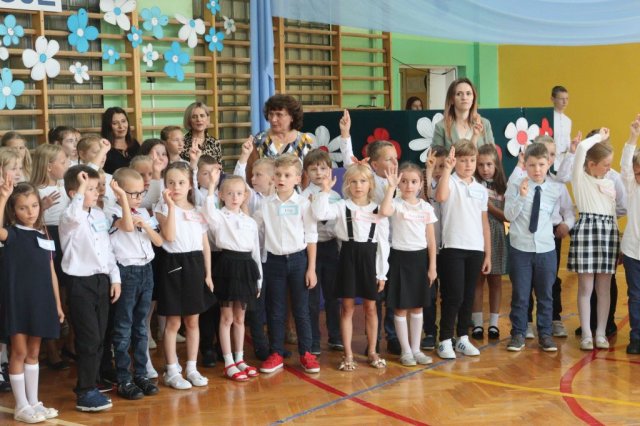 b_1024_768_0_00_images_2023_2024_WYDARZENIA_Rozpoczecie_369798360_766113885316562_7790989202079498182_n